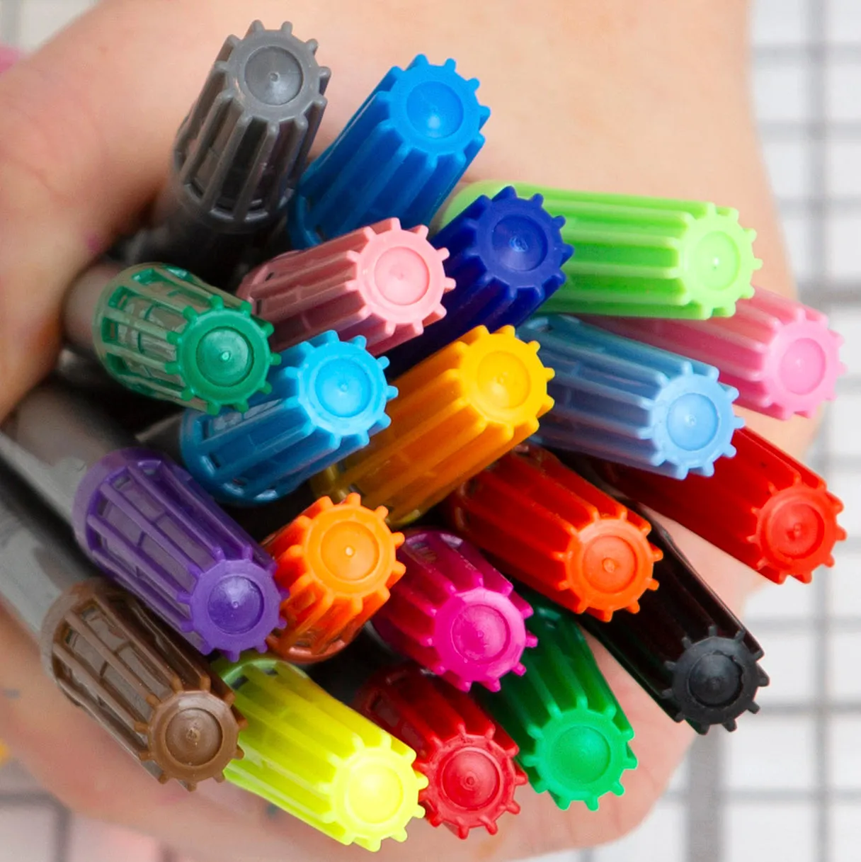 artist set of 20 wash-out markers