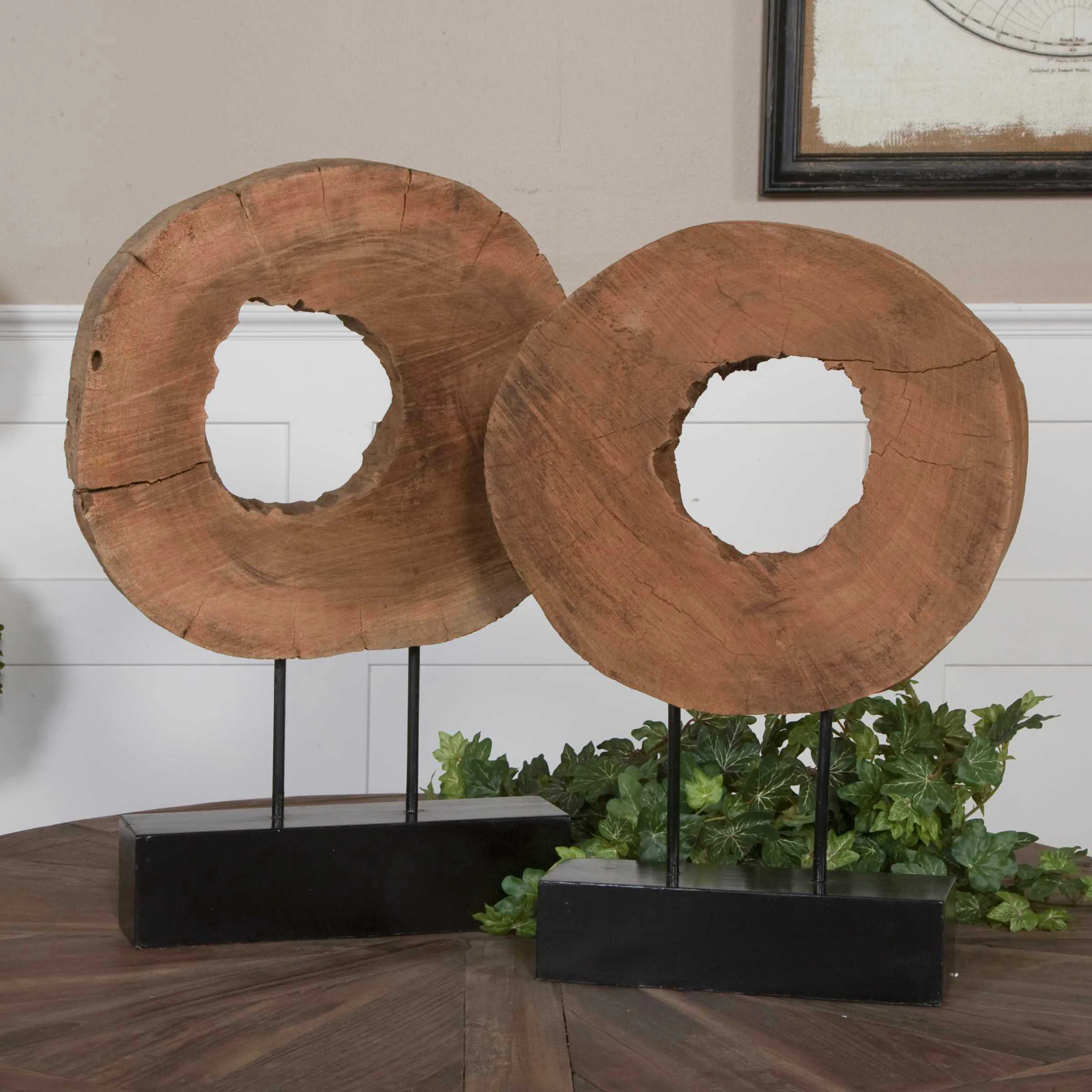 ASHLEA SCULPTURES Set of 2