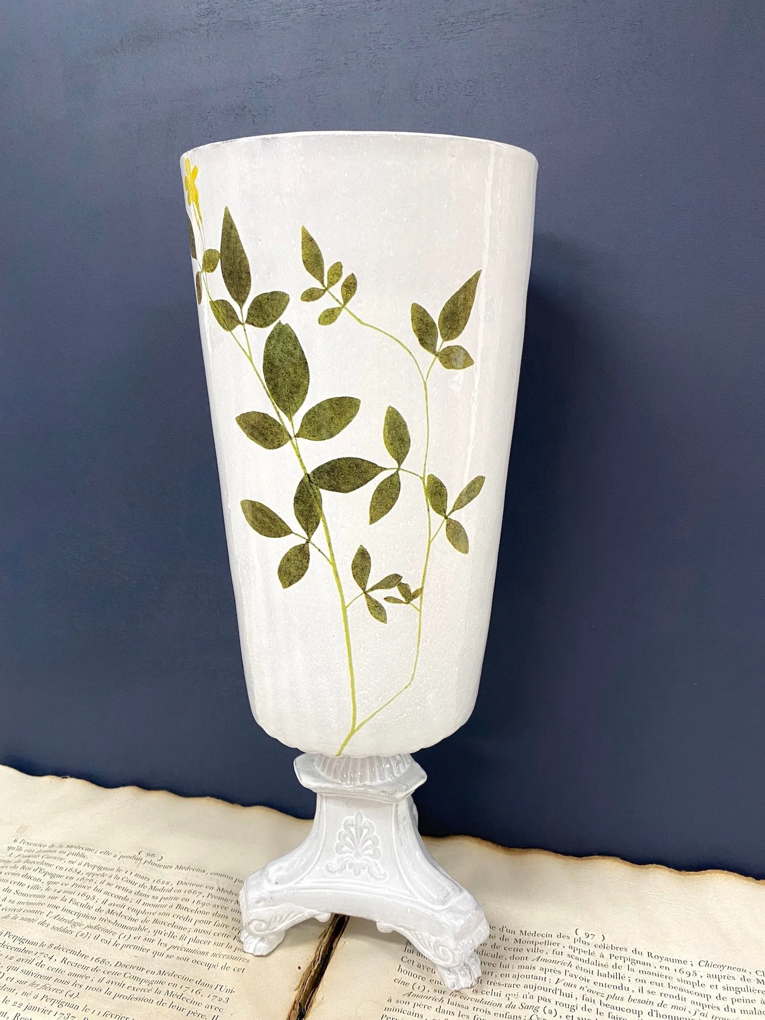Astier de Villatte John Derian Jasmine Vase