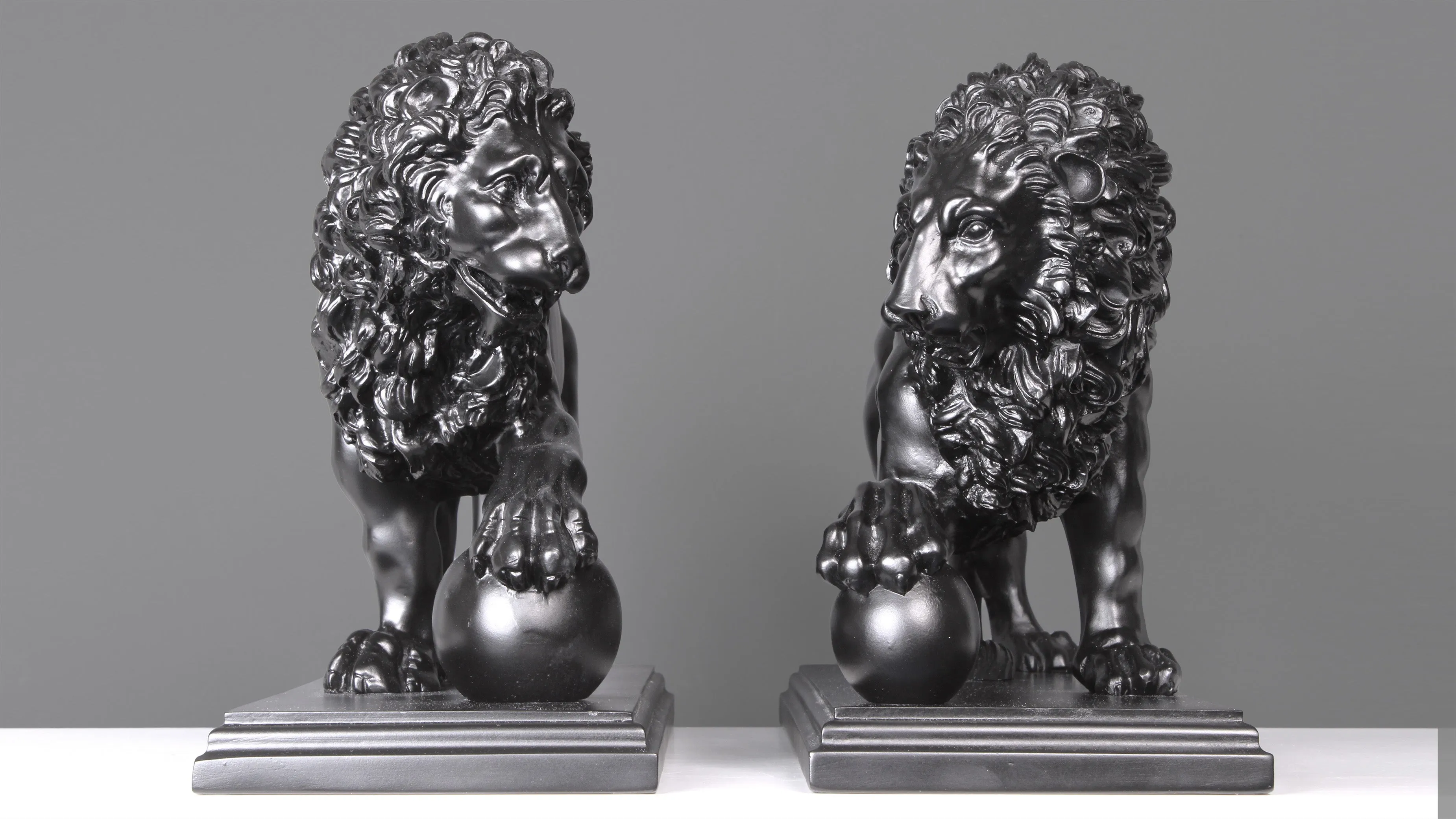 Black Medici Lion Statues on Base (in Pair)