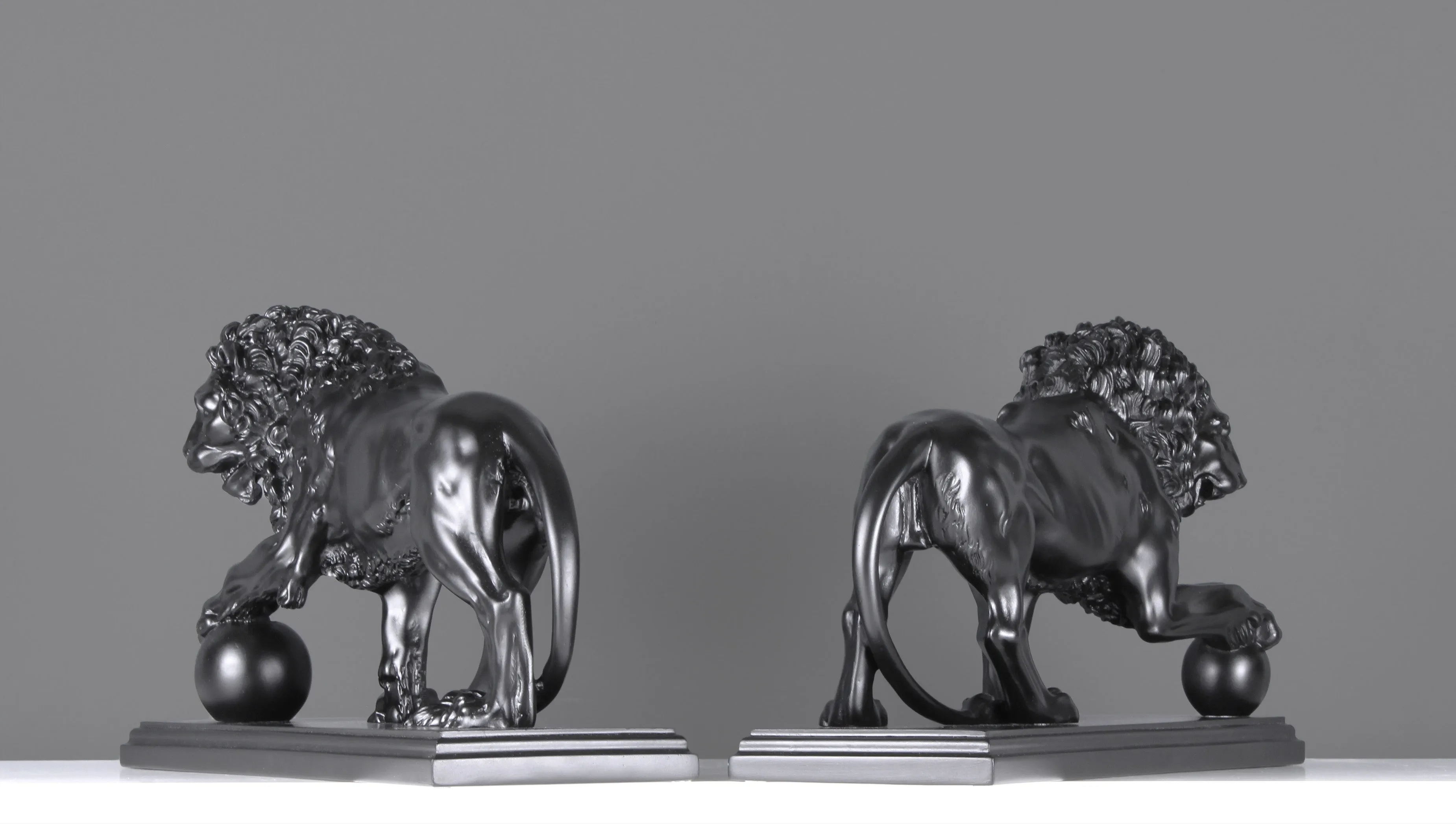 Black Medici Lion Statues on Base (in Pair)