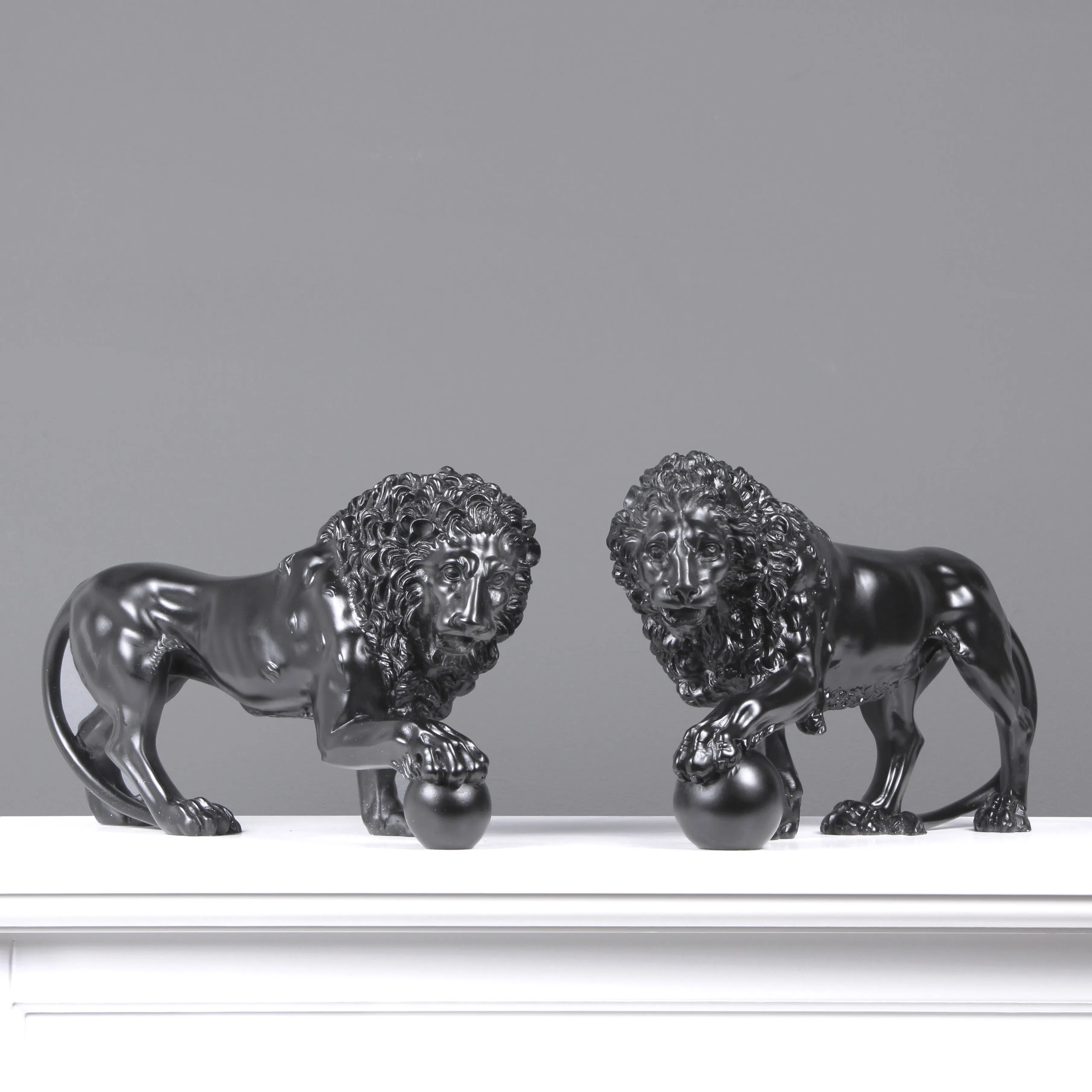 Black Medici Lions Statue in Pair