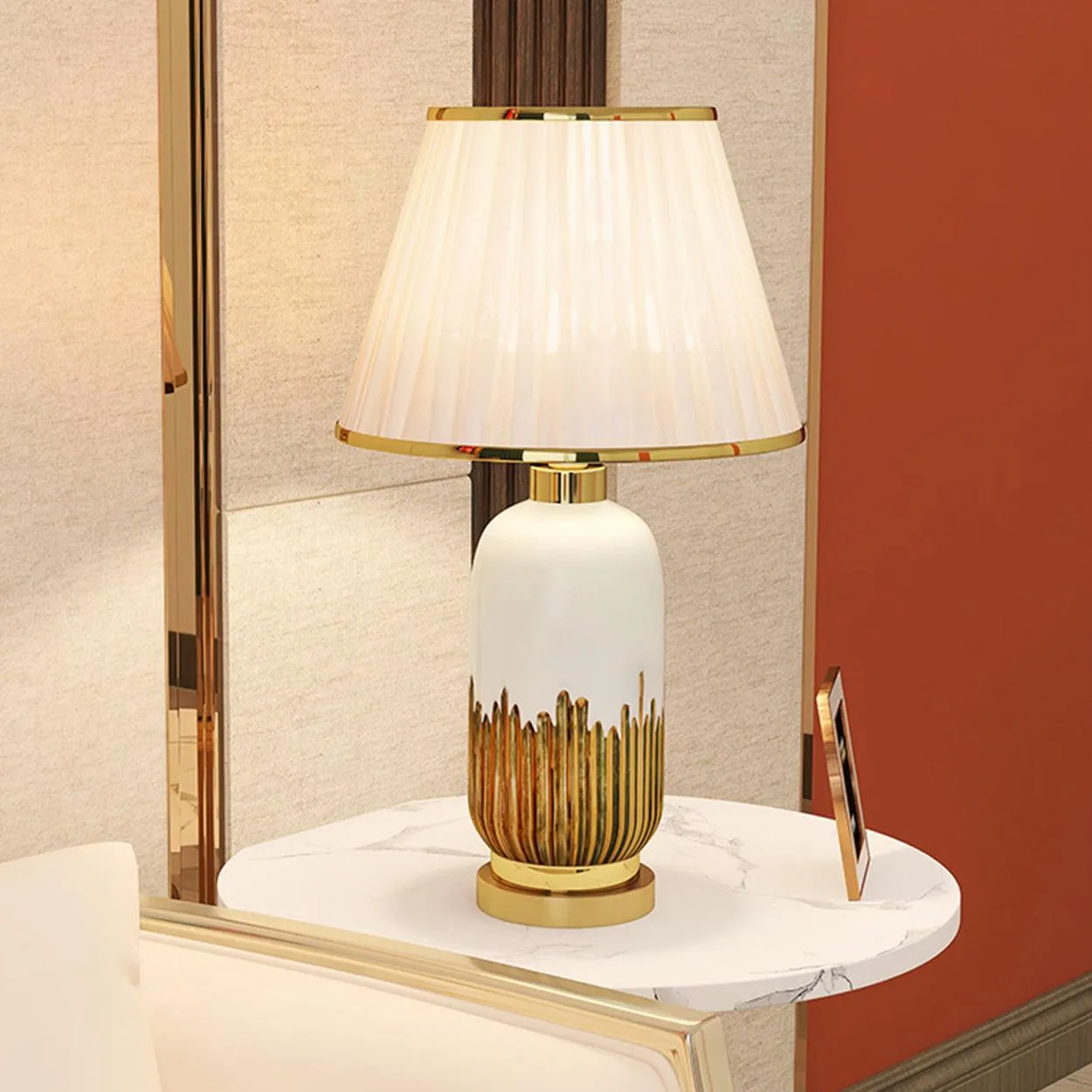 CAPSULE GOLD AND WHITE CERAMIC TABLE LAMP BEDSIDE LAMP