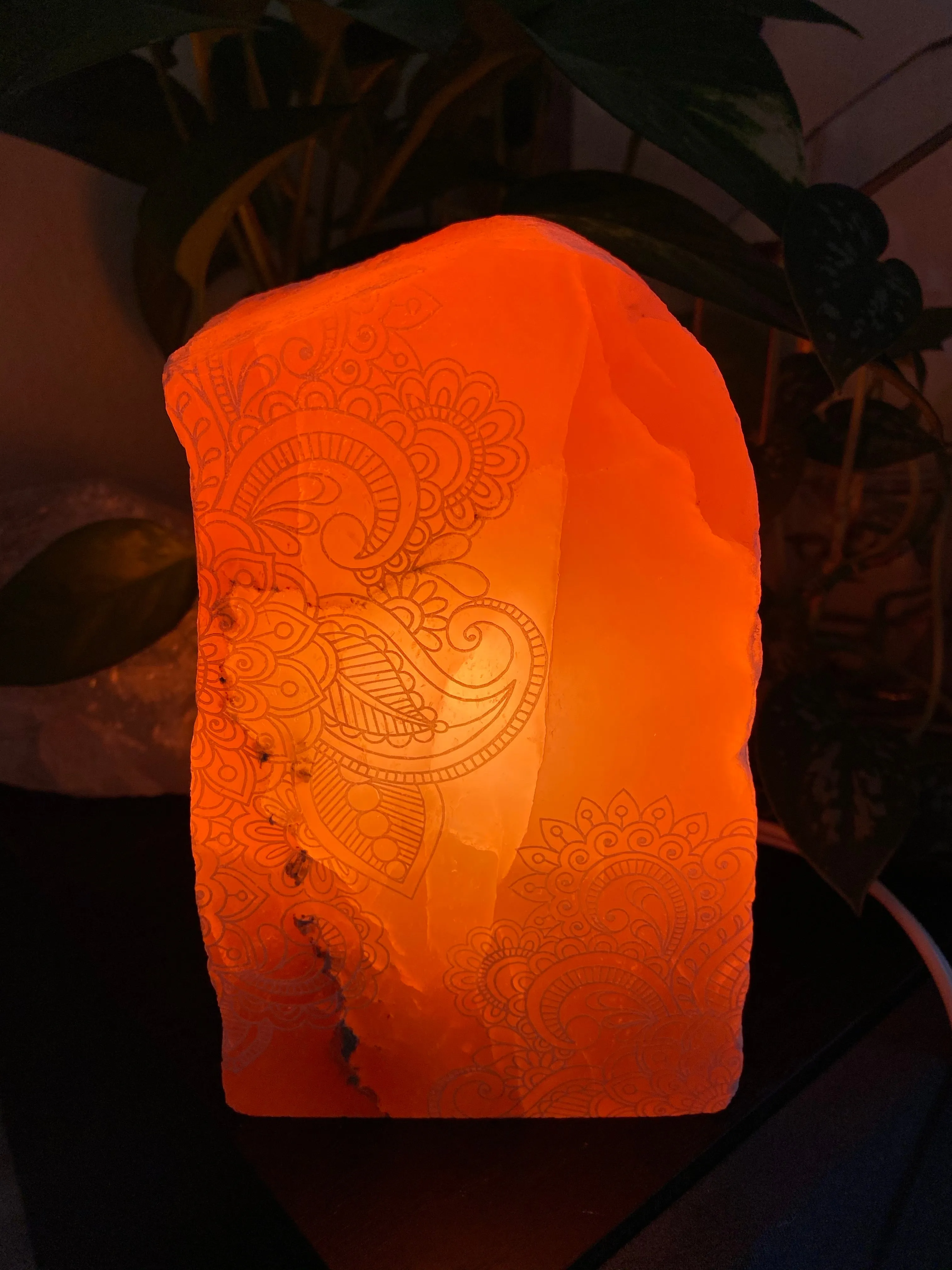 Henna Prayer Peach Selenite Lamp