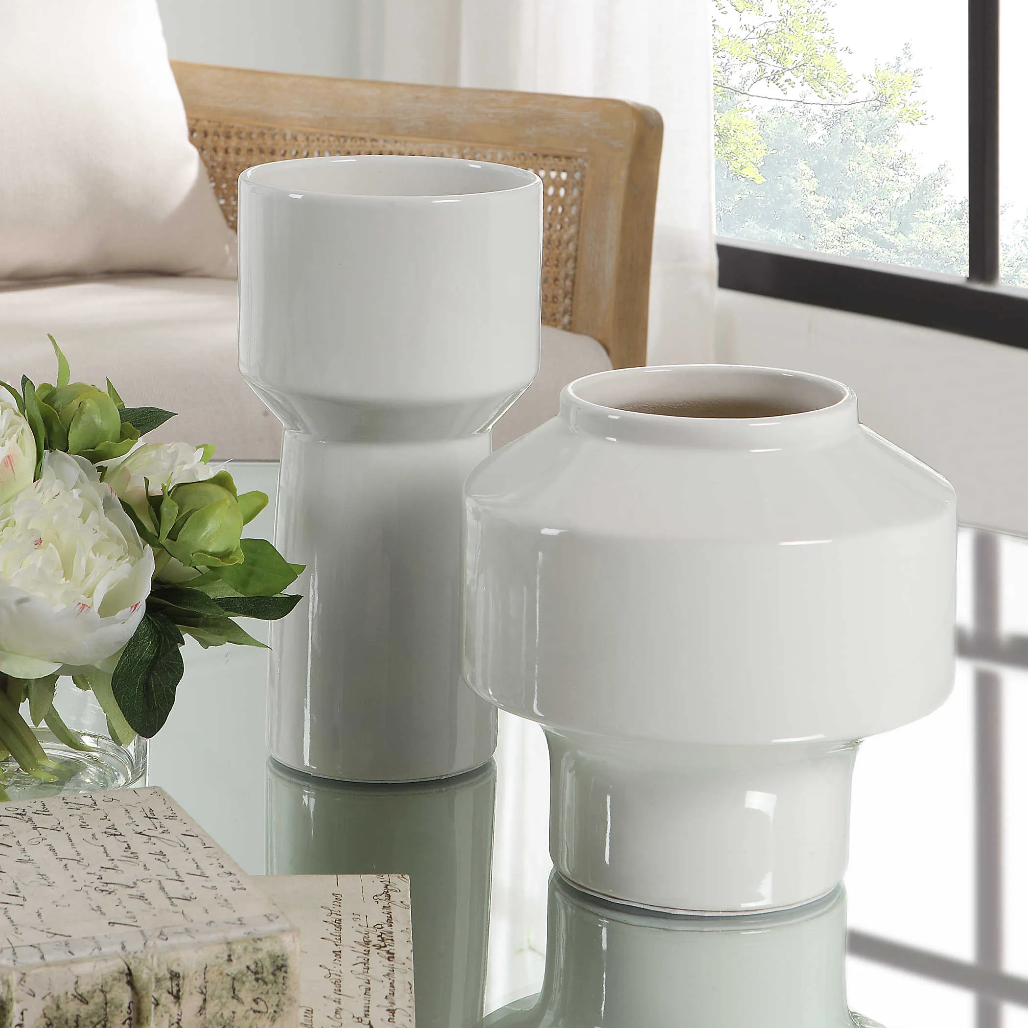 ILLUMINA VASES, S/2