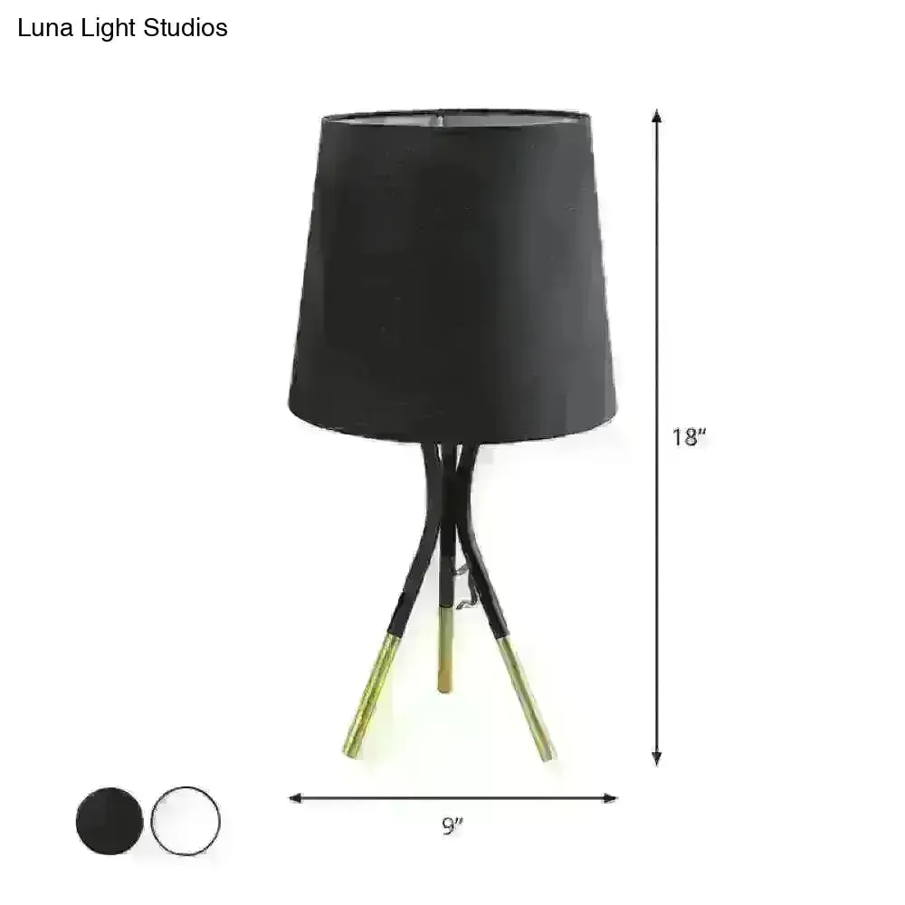 Noemi - Nordic Conical Fabric 3-Leg Table Lamp Nordic 1 Bulb Black/White and Gold Night Stand Light for Bedroom